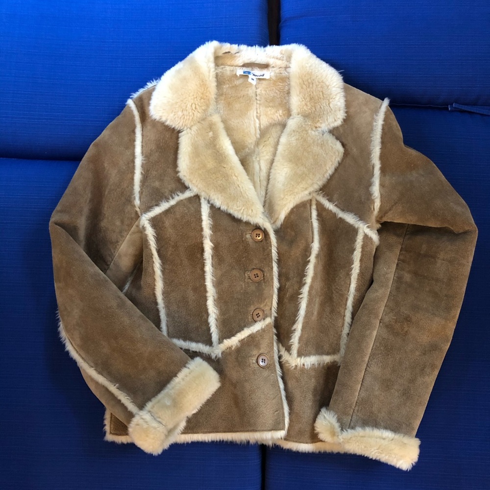 B Lucid suede fur jacket. Perfect condition,size M